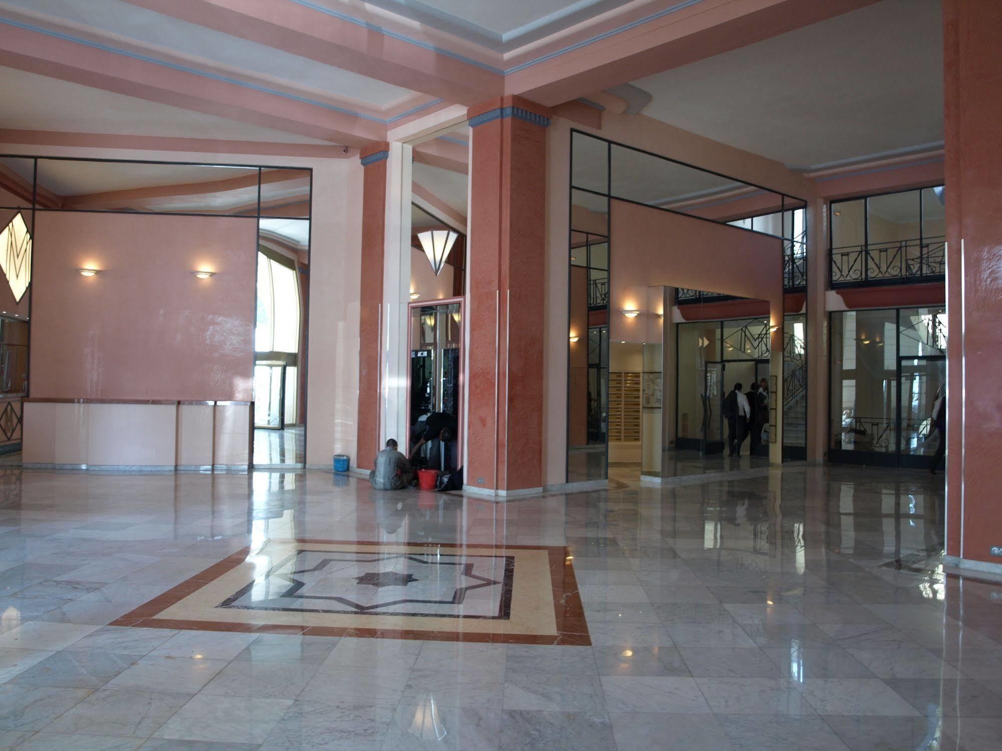 Hotel Le Romanesque Кан Екстериор снимка